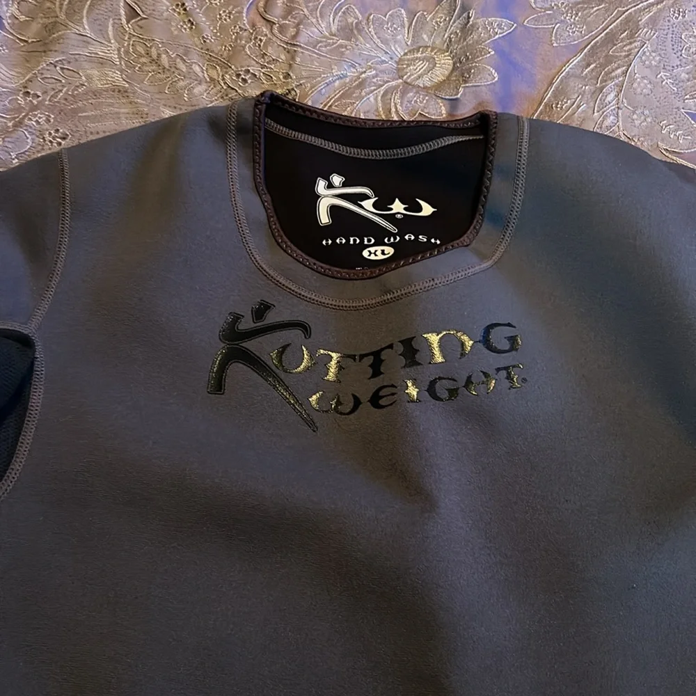 Kutting Weght workout long sleeve top XL - Picture 3 of 5